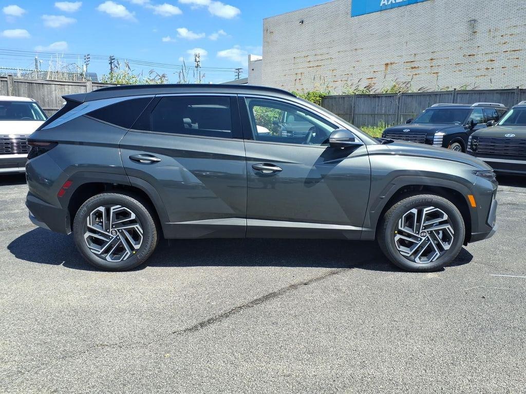 New 2026 Hyundai Tucson Hybrid Limited SUV