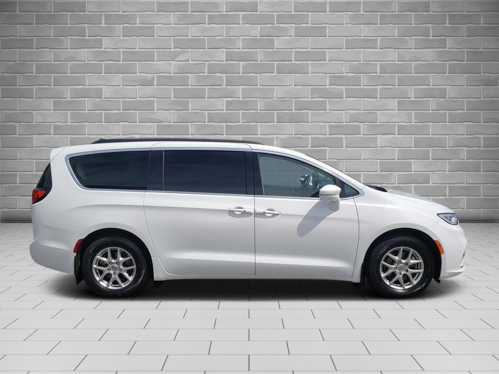 Used 2022 Chrysler Pacifica Touring L Van Passenger Van