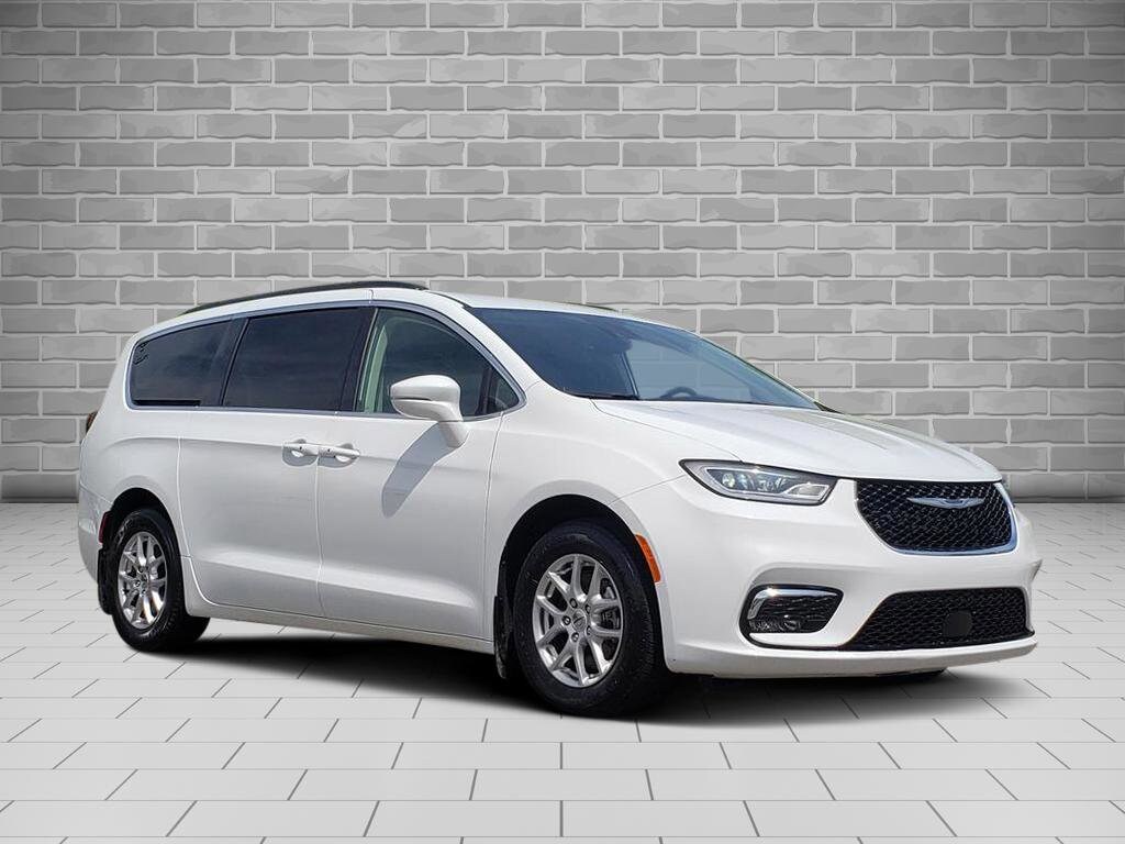Used 2022 Chrysler Pacifica Touring L Van Passenger Van