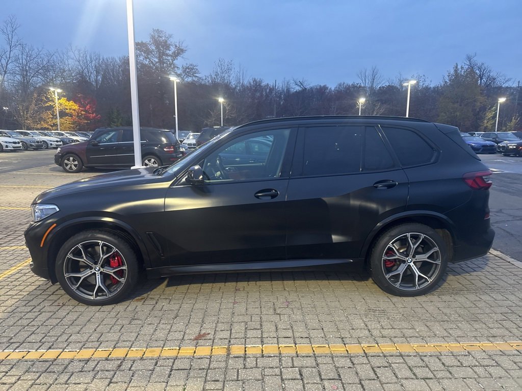 2021 Bmw X5 M50i photo 2