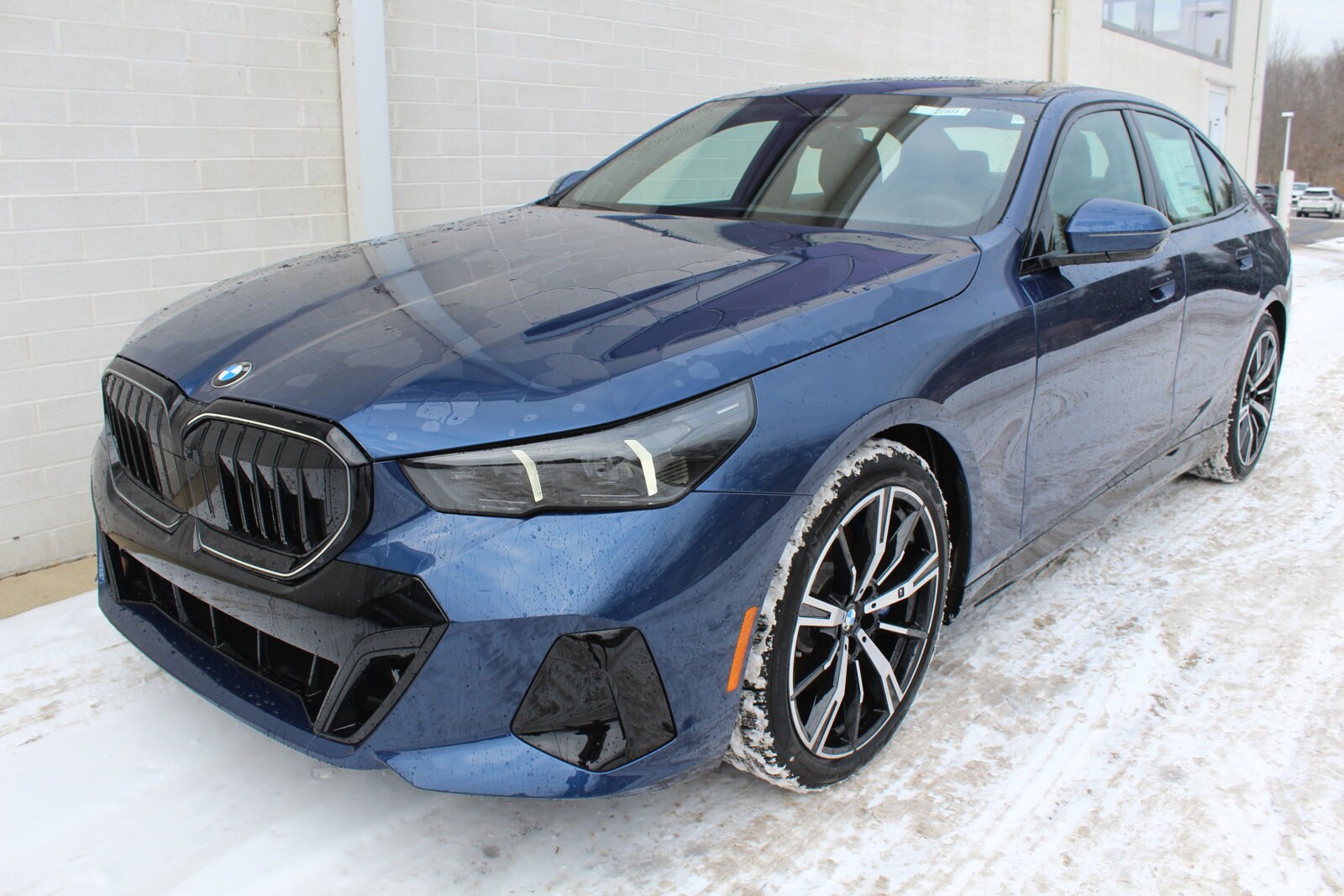 2025 Bmw 530i xDrive photo 2