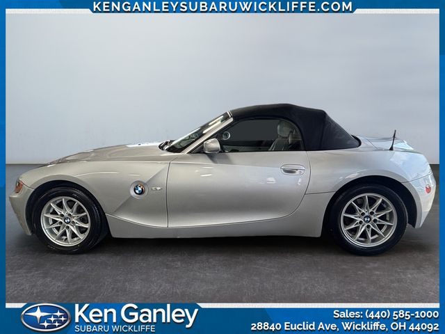 Used 2004 BMW Z4 2.5 with VIN 4USBT33534LR69122 for sale in Wickliffe, OH