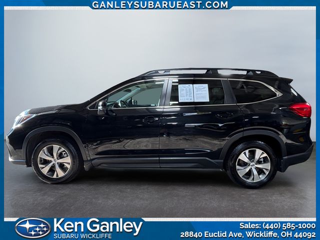 2022 Subaru Ascent Premium photo 2