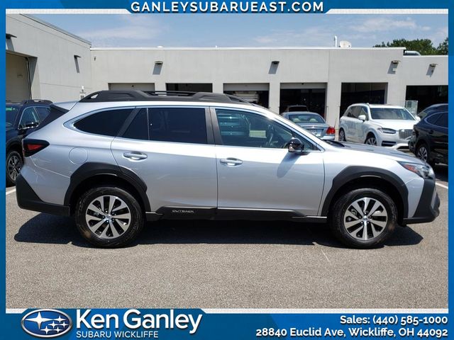 2025 Subaru Outback Premium photo 2