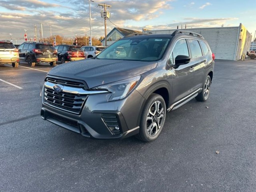 New 2025 Subaru Ascent Limited 7-Passenger SUV