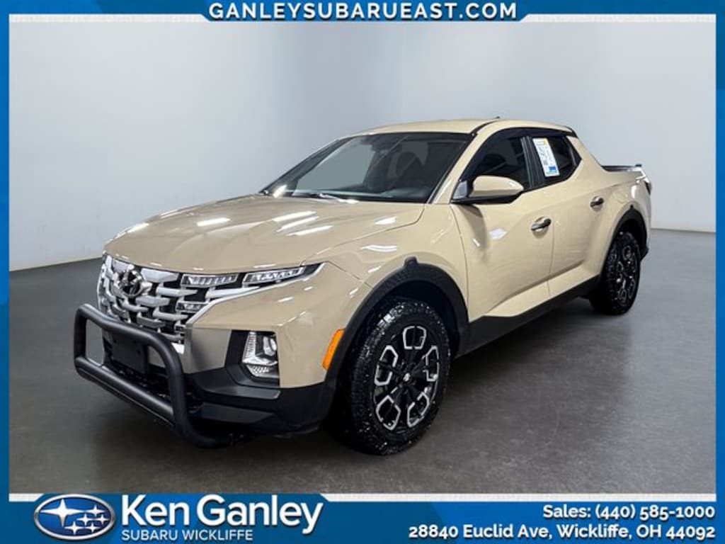 Used 2023 Hyundai Santa Cruz SE Truck