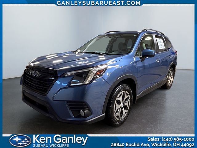 2023 Subaru Forester Premium's photo