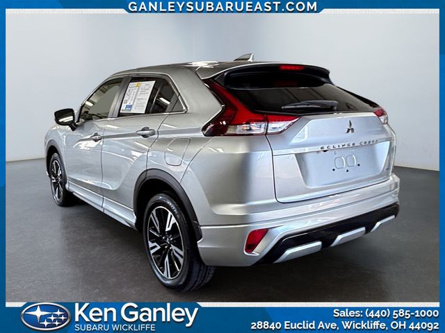 2024 Mitsubishi Eclipse Cross SEL photo 3