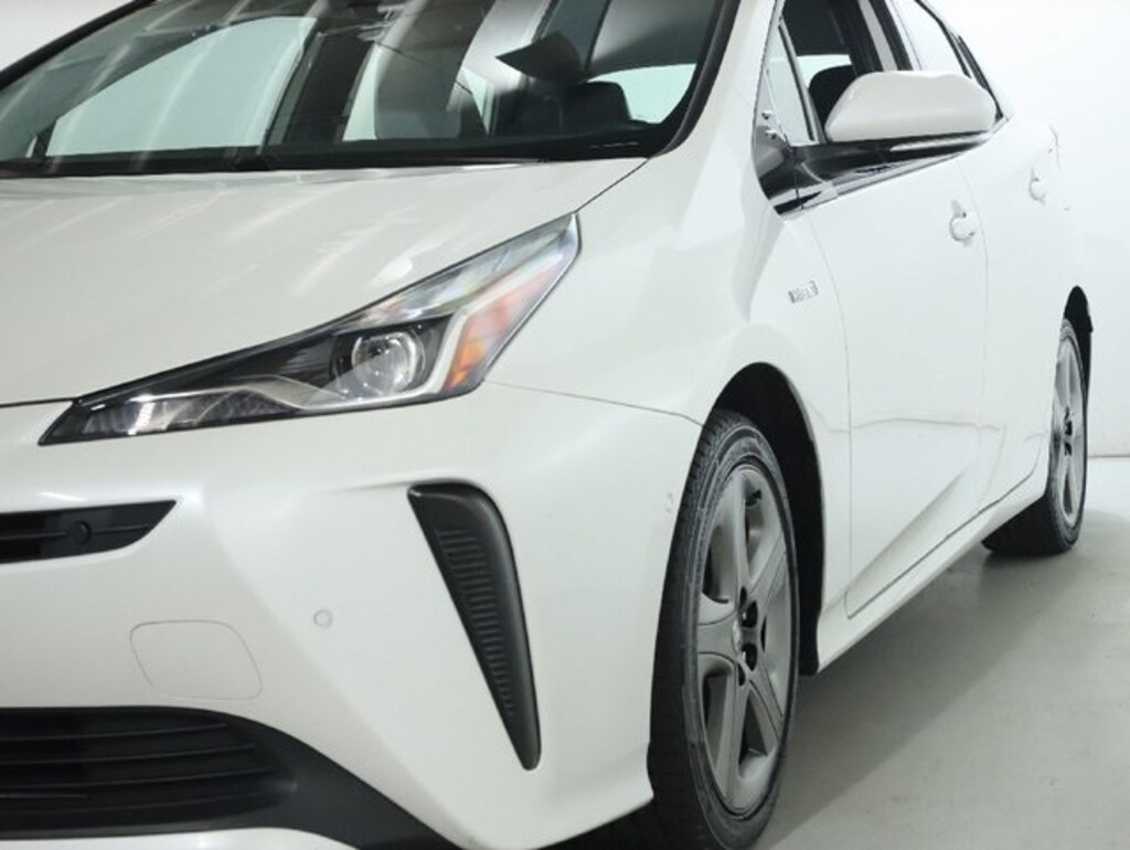 Used 2019 Toyota Prius XLE Hatchback