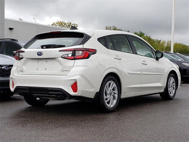 2025 Subaru Impreza Base photo 3