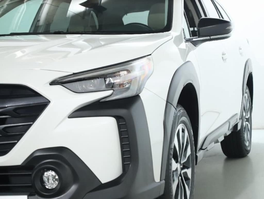 Used 2025 Subaru Outback Limited SUV