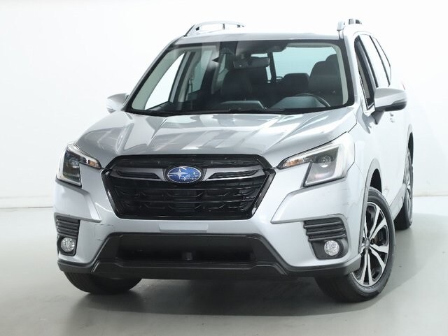 2023 Subaru Forester Limited photo 3