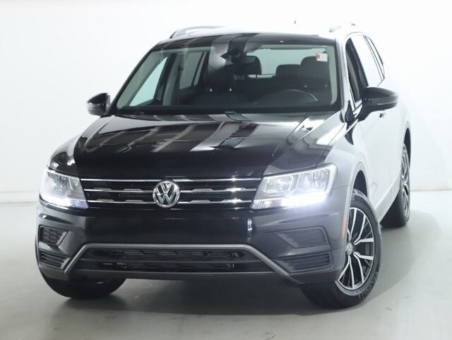 2021 Volkswagen Tiguan SE photo 3