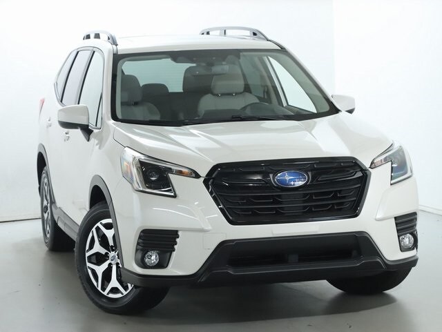2022 Subaru Forester Premium photo 2