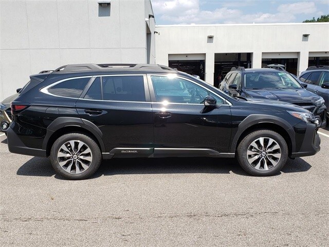 2025 Subaru Outback Limited photo 2