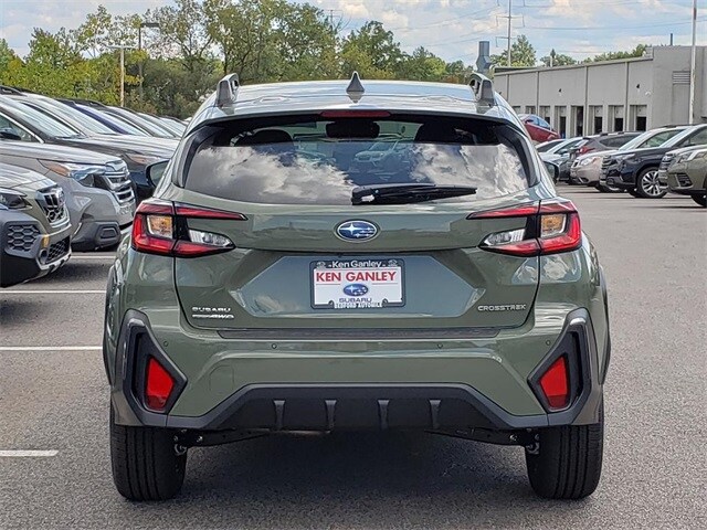 2025 Subaru Crosstrek Limited photo 4