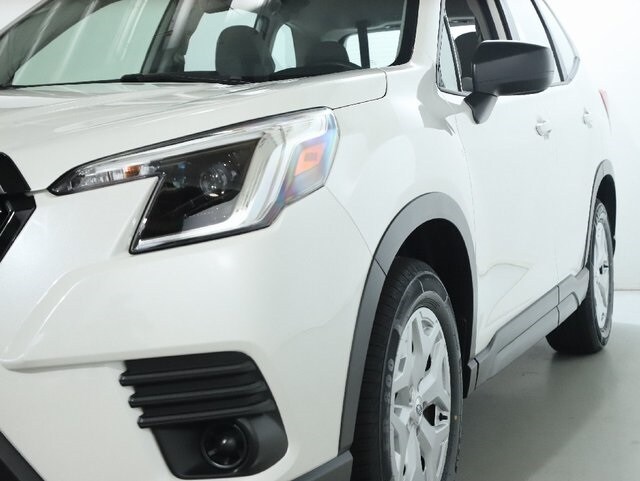 2023 Subaru Forester Base photo 4