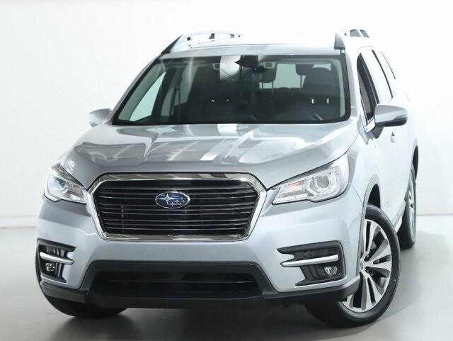 2022 Subaru Ascent Limited photo 3