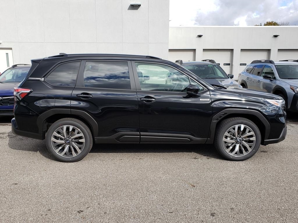 New 2025 Subaru Forester Touring Hybrid SUV
