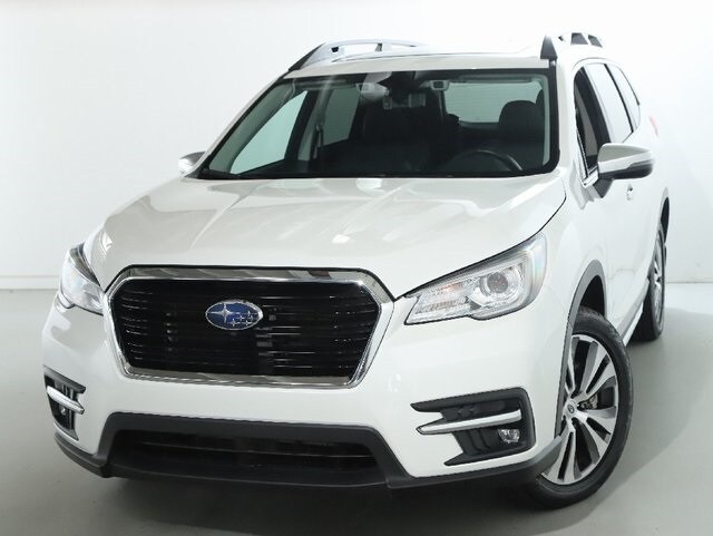 2022 Subaru Ascent Touring photo 2