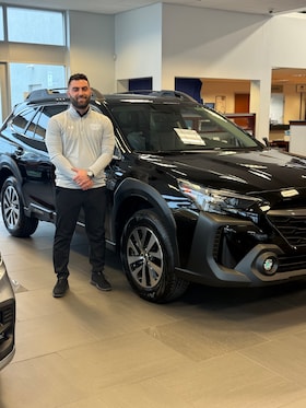 Staff member Dan Sahlani from ID_290d7b8ff79b