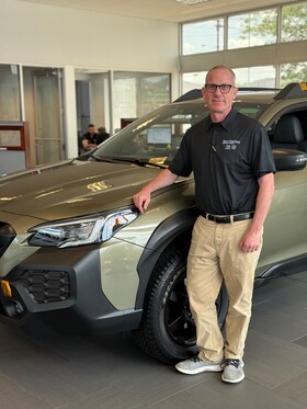 Staff member Bryan Escott from ID_290d7b8ff79b