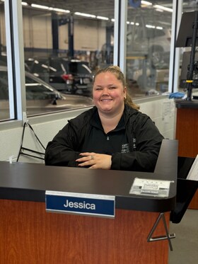 Staff member Jessica Smith from ID_377c3bbae6aa