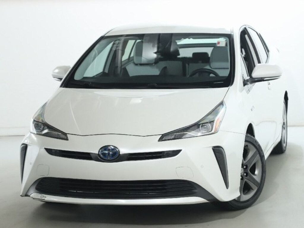 Used 2019 Toyota Prius XLE Hatchback