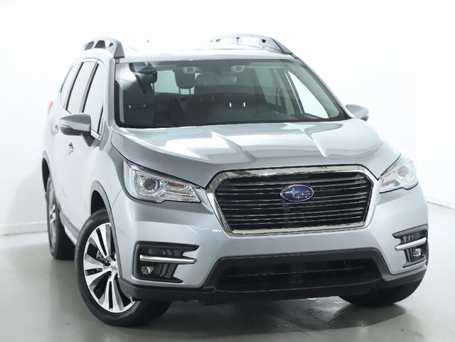 2022 Subaru Ascent Limited photo 2