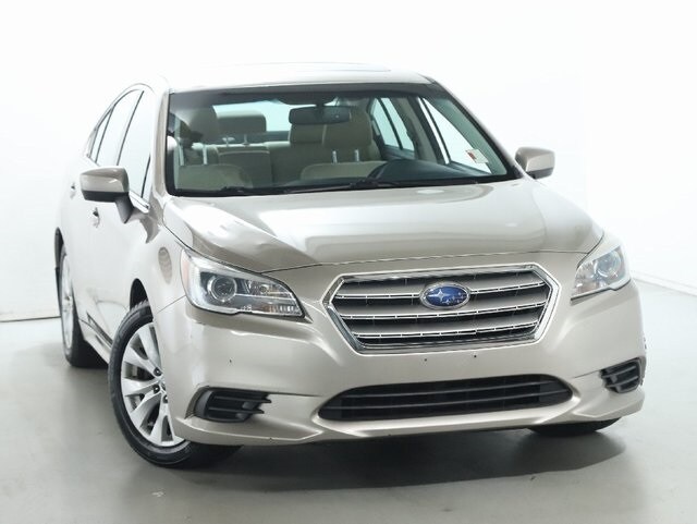 2015 Subaru Legacy 2.5i photo 2