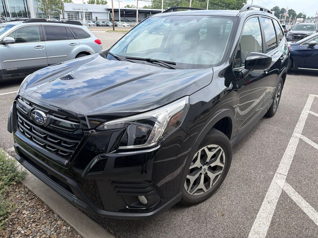 Used 2023 Subaru Forester Premium SUV