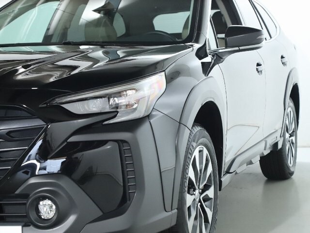 2025 Subaru Outback Limited photo 4
