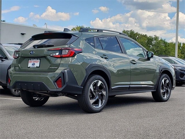 2025 Subaru Crosstrek Limited photo 3