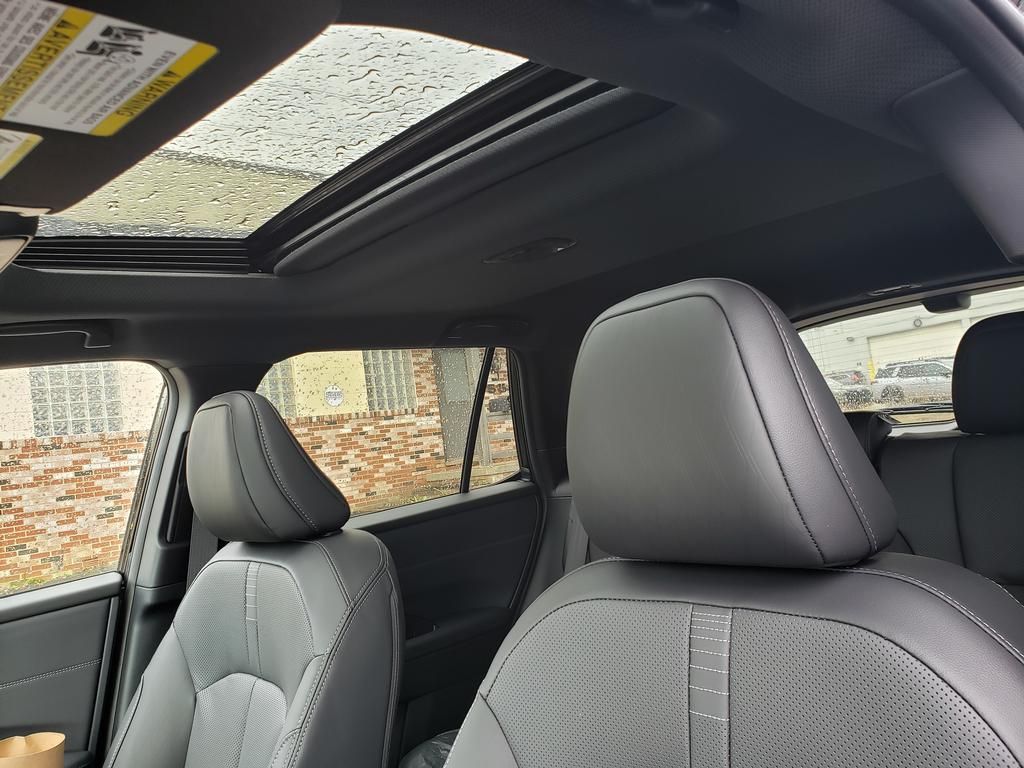 2026 Subaru Outback Touring - Photo 7