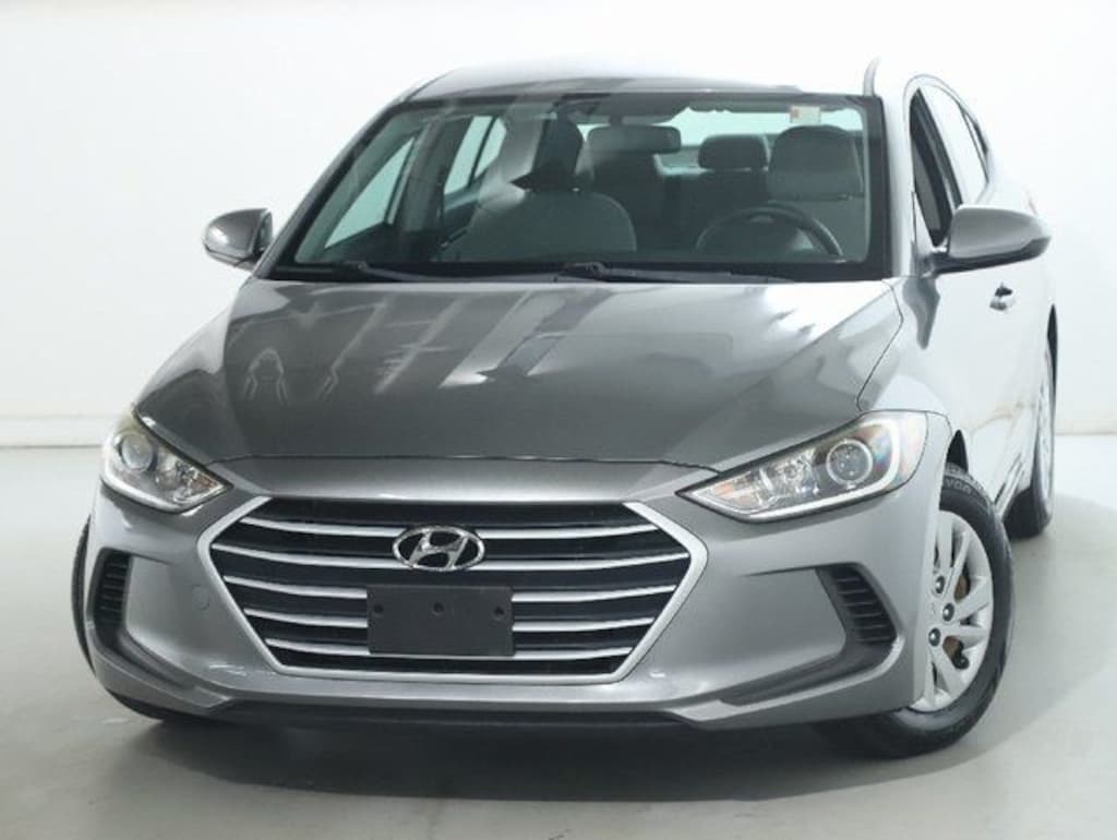 Used 2017 Hyundai Elantra SE Sedan