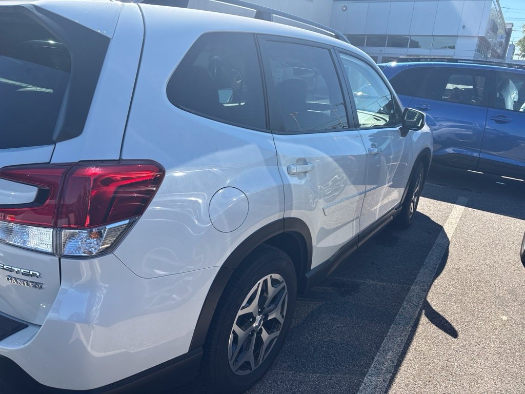 Used 2021 Subaru Forester Premium SUV