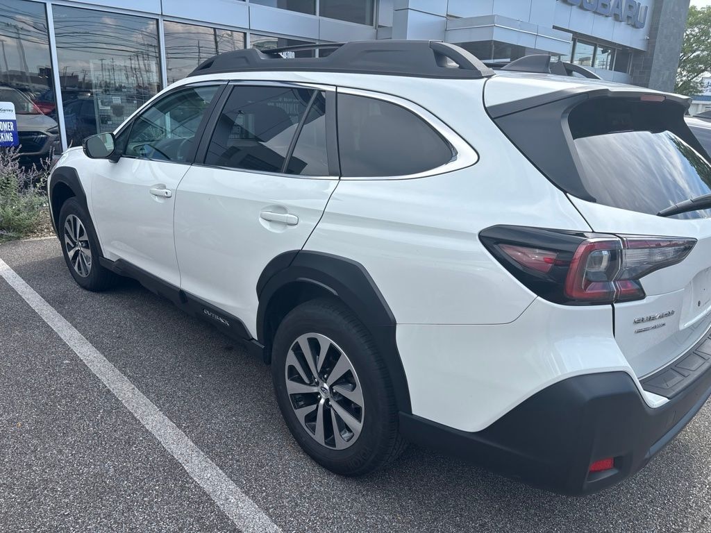 Used 2024 Subaru Outback Premium SUV