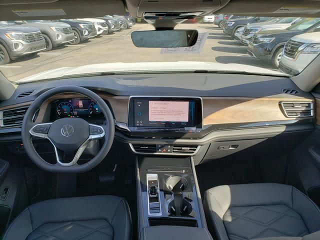 2026 Volkswagen Atlas SE w/Tech - Photo 8