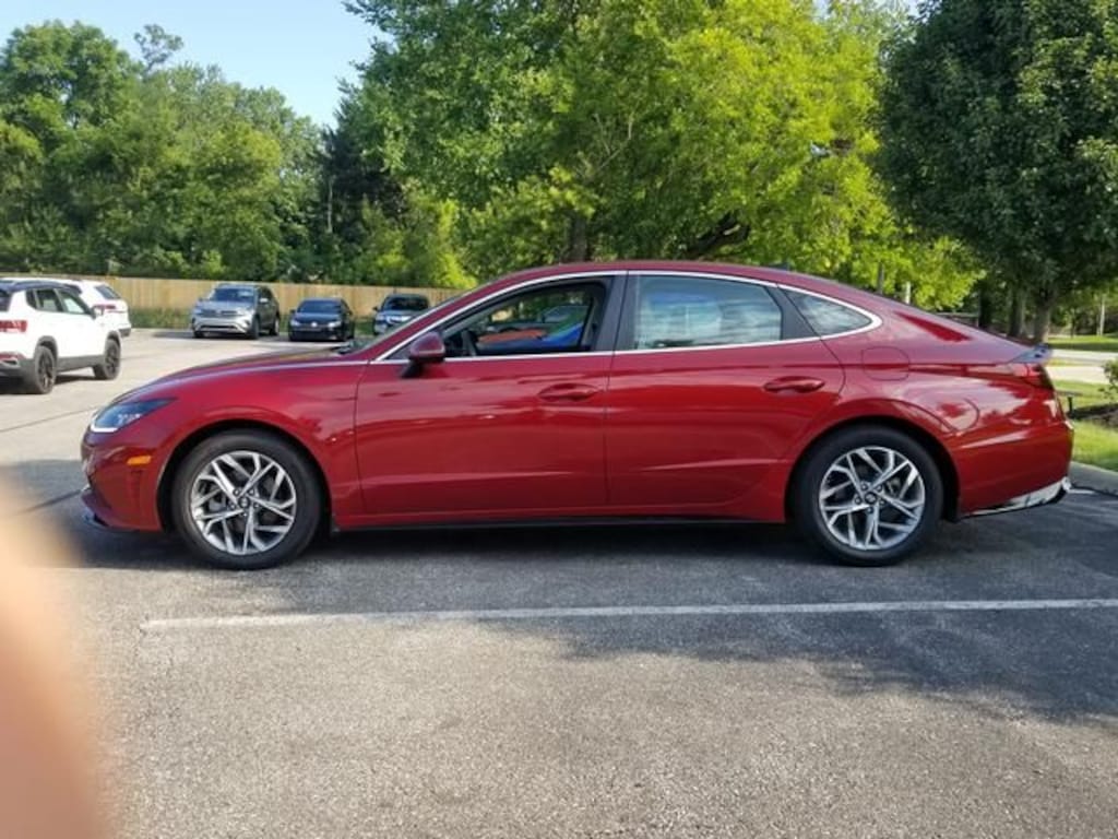 Used 2023 Hyundai Sonata SEL Sedan