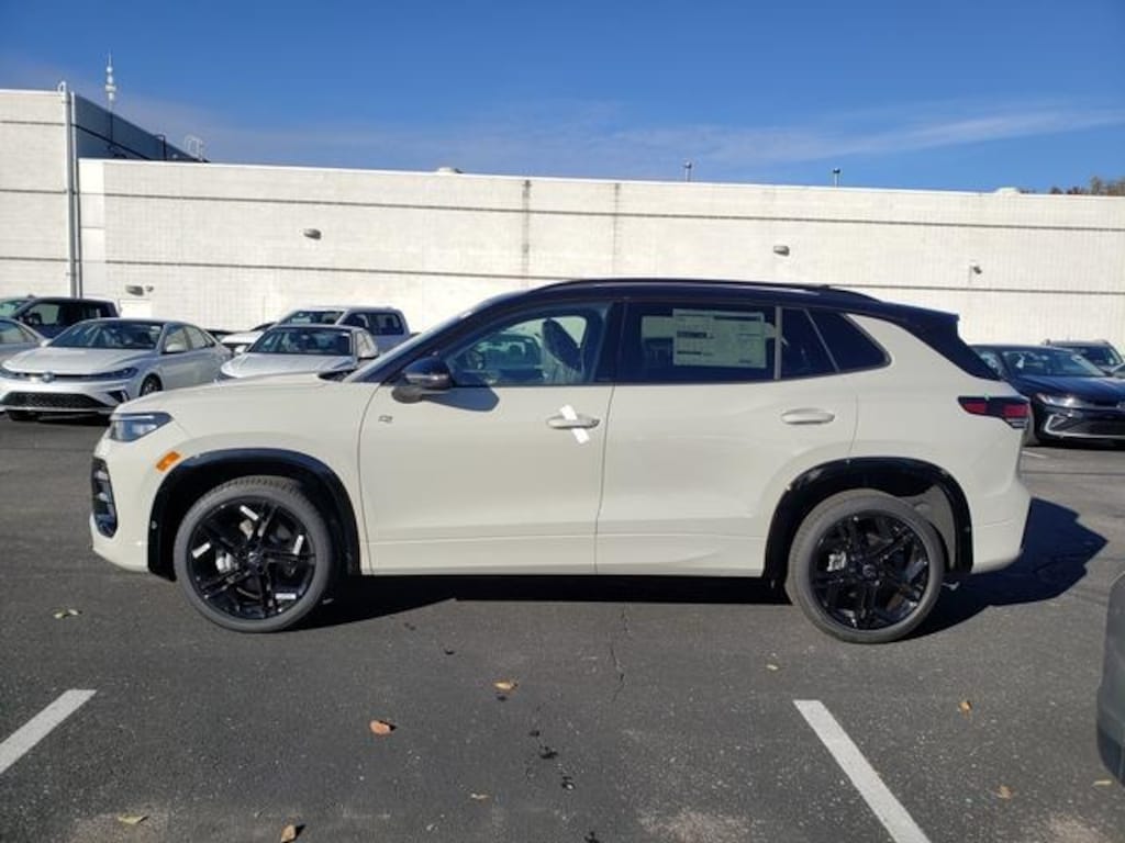 New 2026 Volkswagen Tiguan 2.0T SE R-Line Black SUV