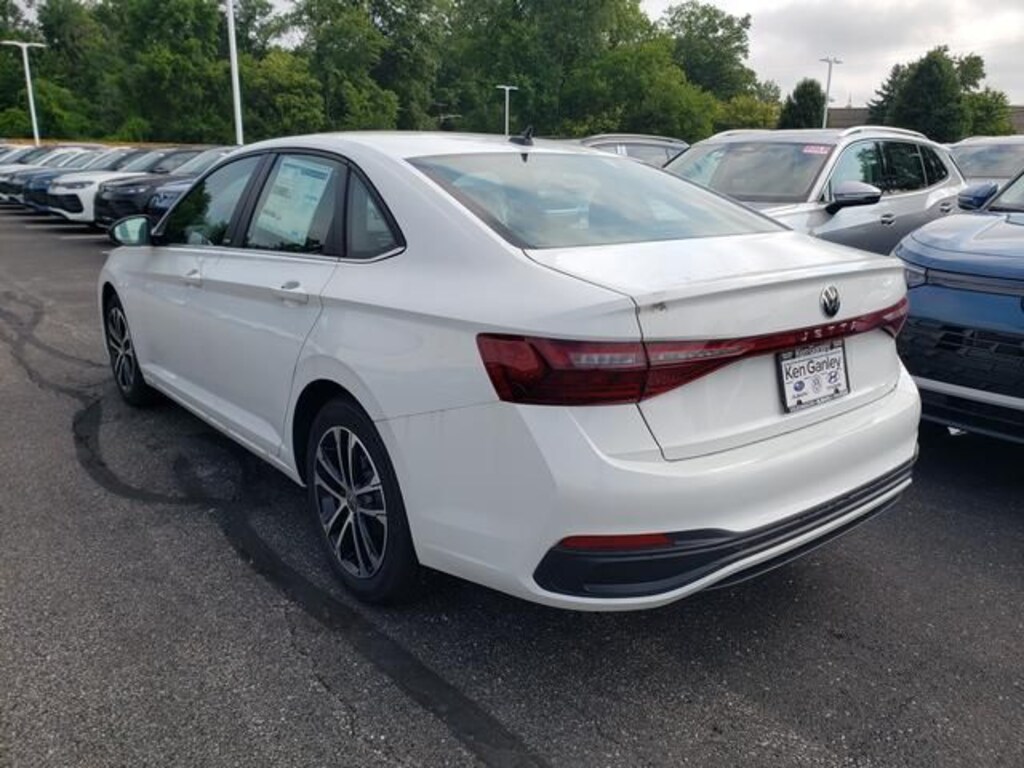 New 2026 Volkswagen Jetta 1.5T Sport Sedan