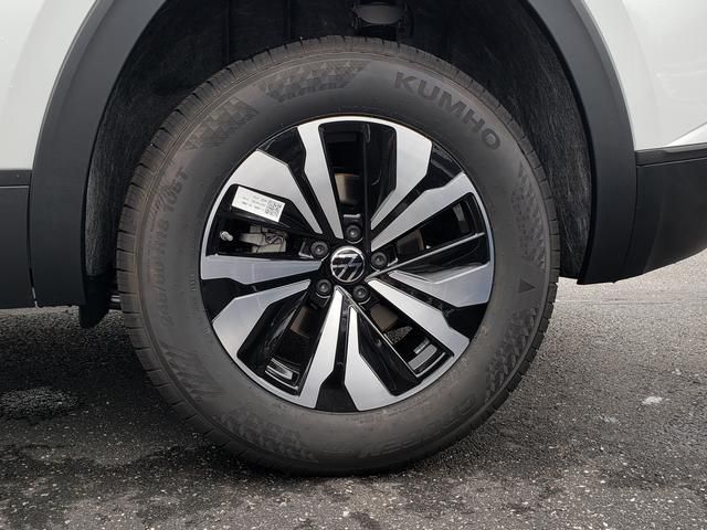 2026 Volkswagen Atlas Cross Sport SE - Photo 12