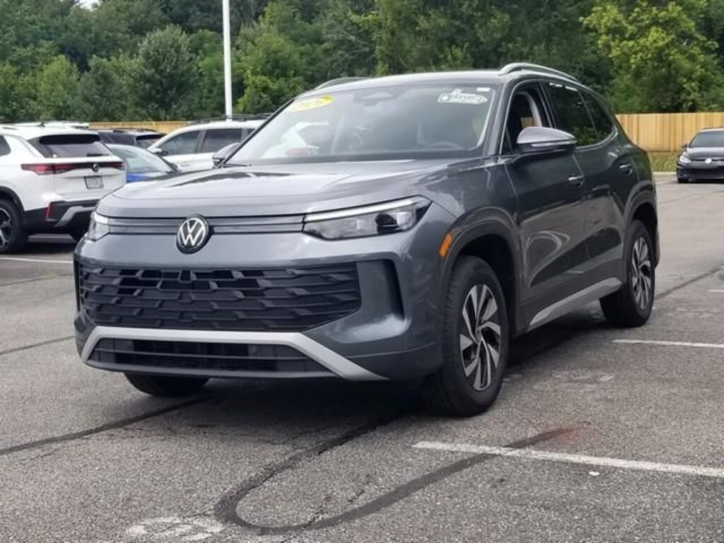 New 2026 Volkswagen Tiguan S SUV