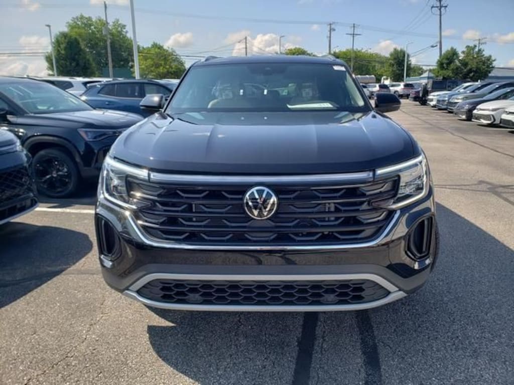 New 2026 Volkswagen Atlas Cross Sport SE SUV