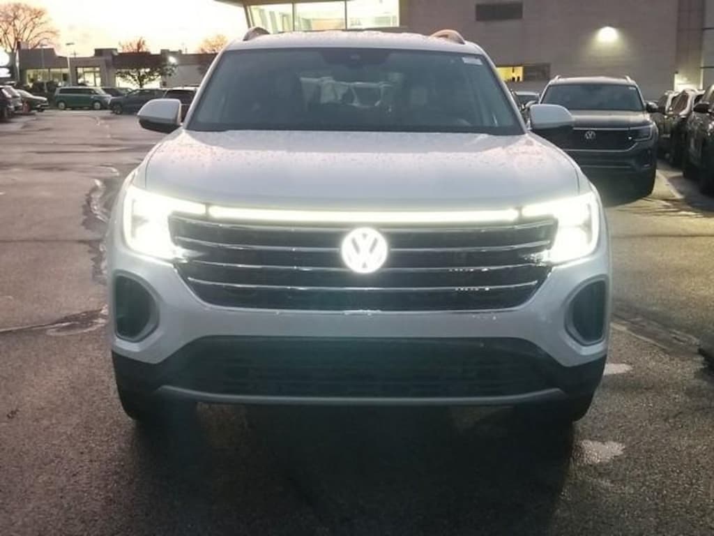 New 2026 Volkswagen Atlas 2.0T SE w/Technology SUV