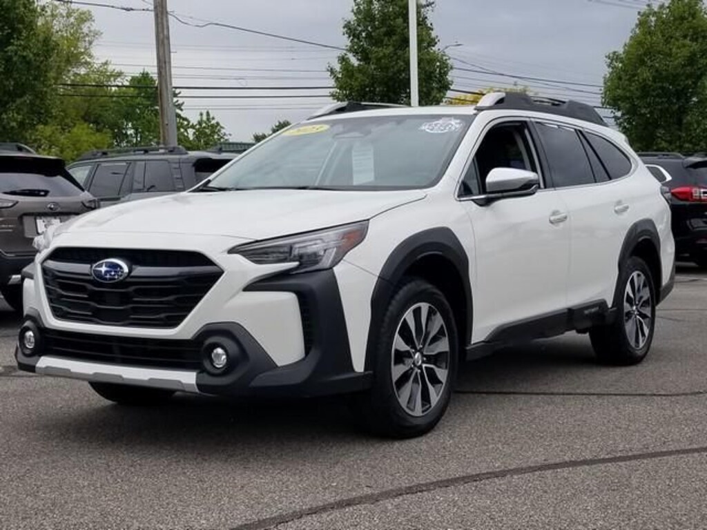 Used 2023 Subaru Outback Touring SUV