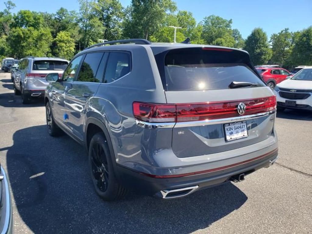 New 2026 Volkswagen Atlas 2.0T SE w/Technology SUV