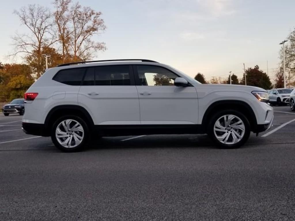 Used 2023 Volkswagen Atlas 3.6L V6 SE w/Technology SUV