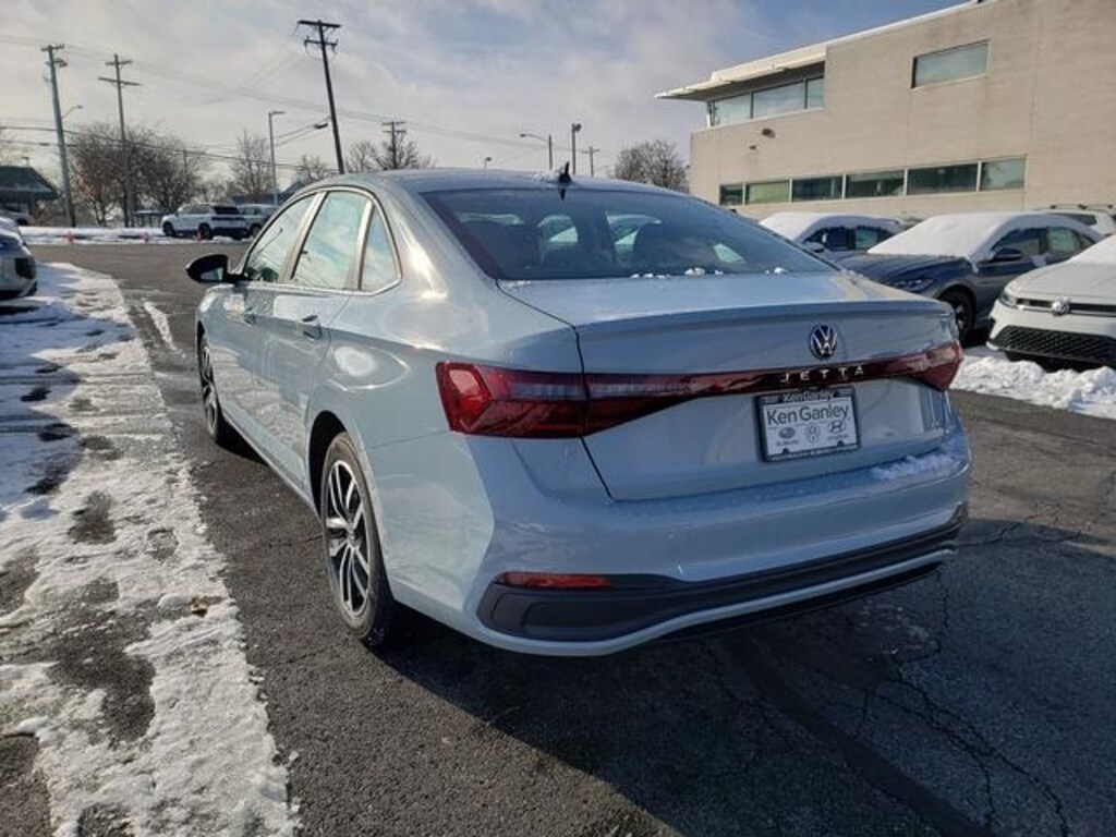 New 2026 Volkswagen Jetta 1.5T SE Sedan