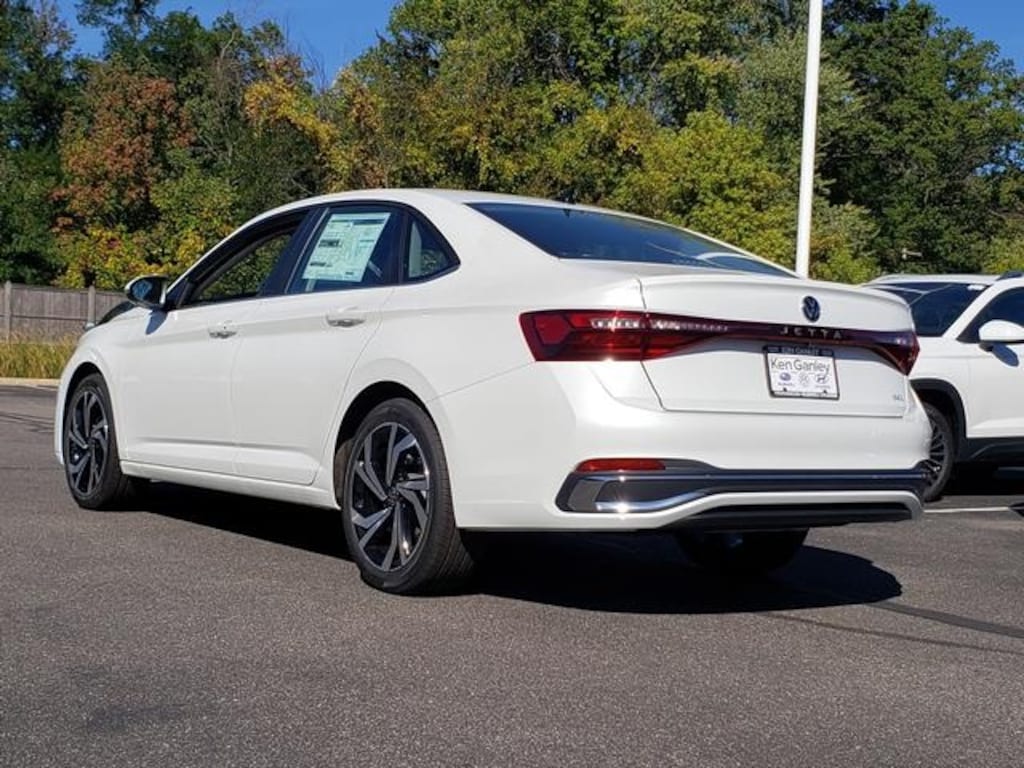 New 2026 Volkswagen Jetta 1.5T SEL Sedan